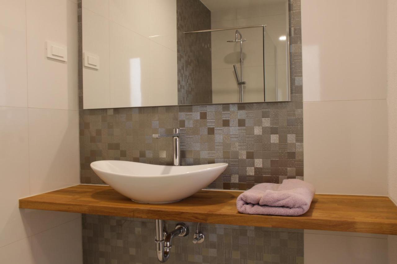 Aparthotel Dalmacija Privlaka  Buitenkant foto