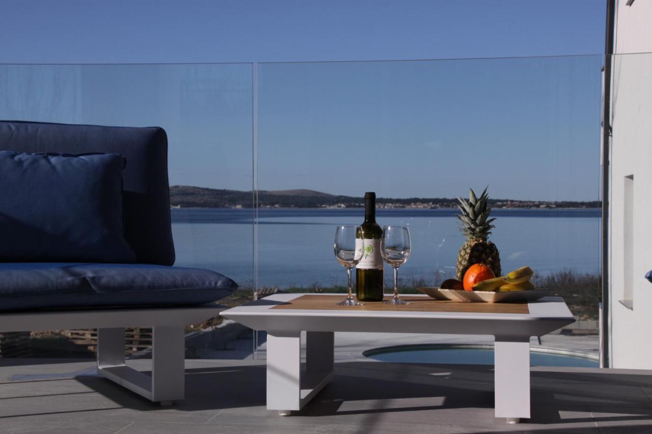 Aparthotel Dalmacija Privlaka  Buitenkant foto