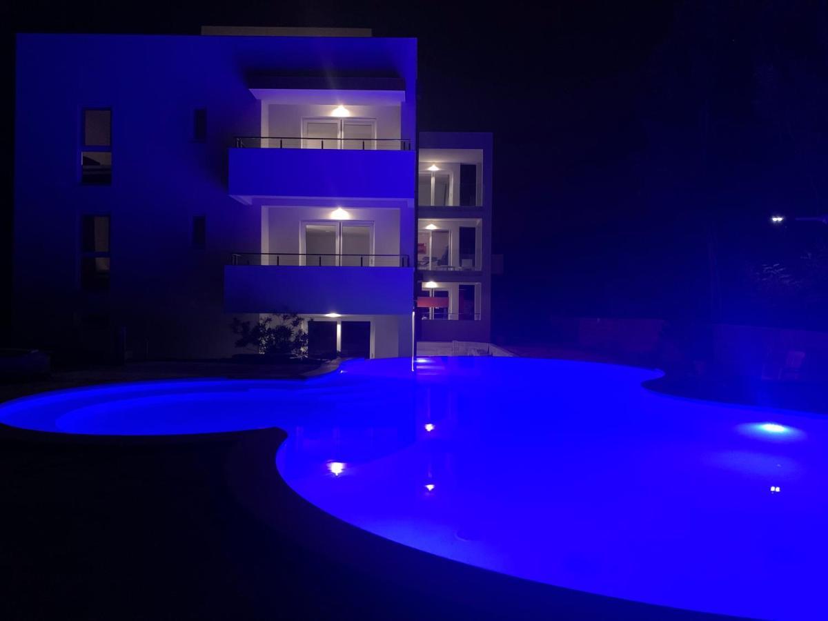 Aparthotel Dalmacija Privlaka  Buitenkant foto