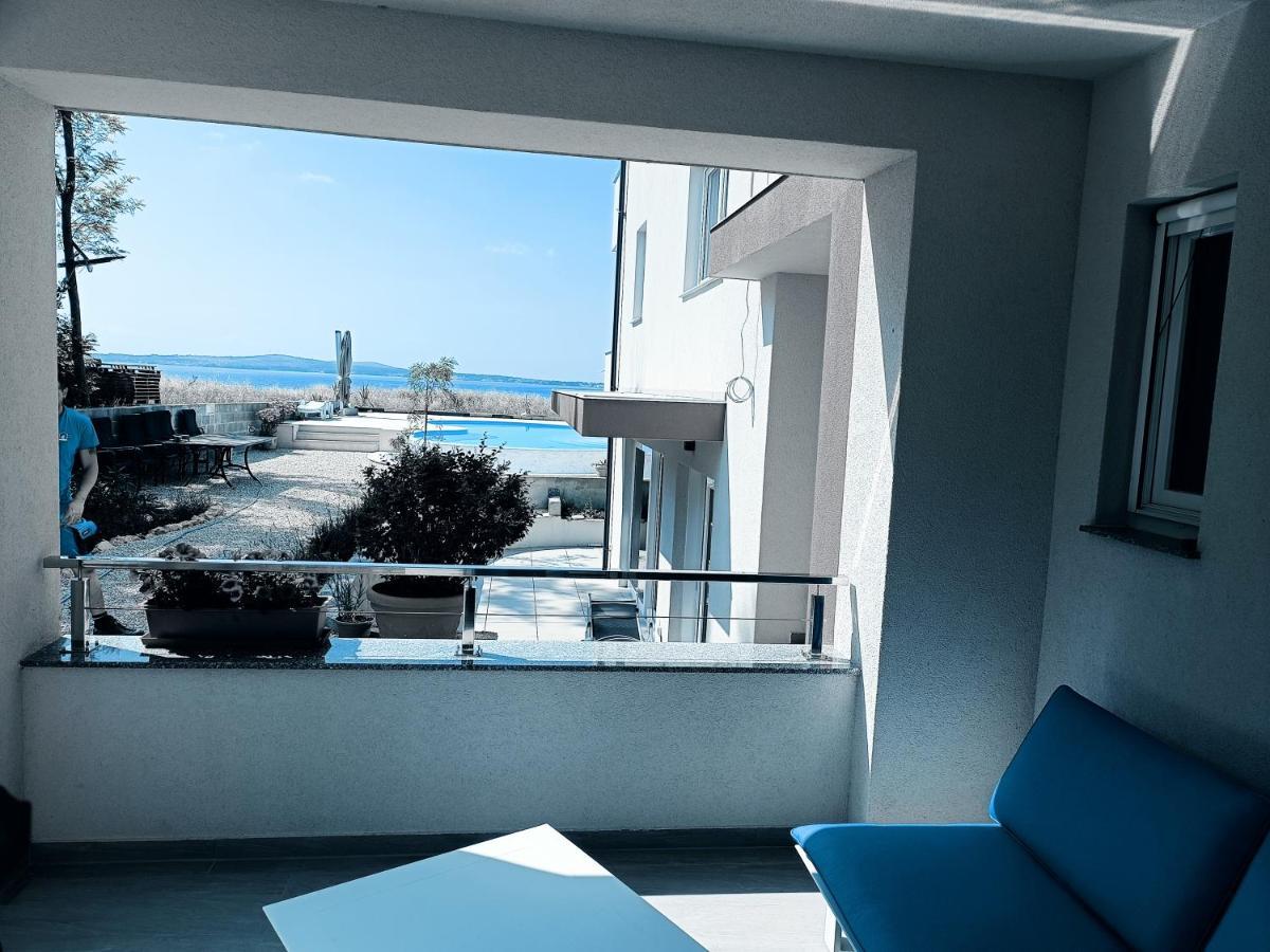 Aparthotel Dalmacija Privlaka  Buitenkant foto