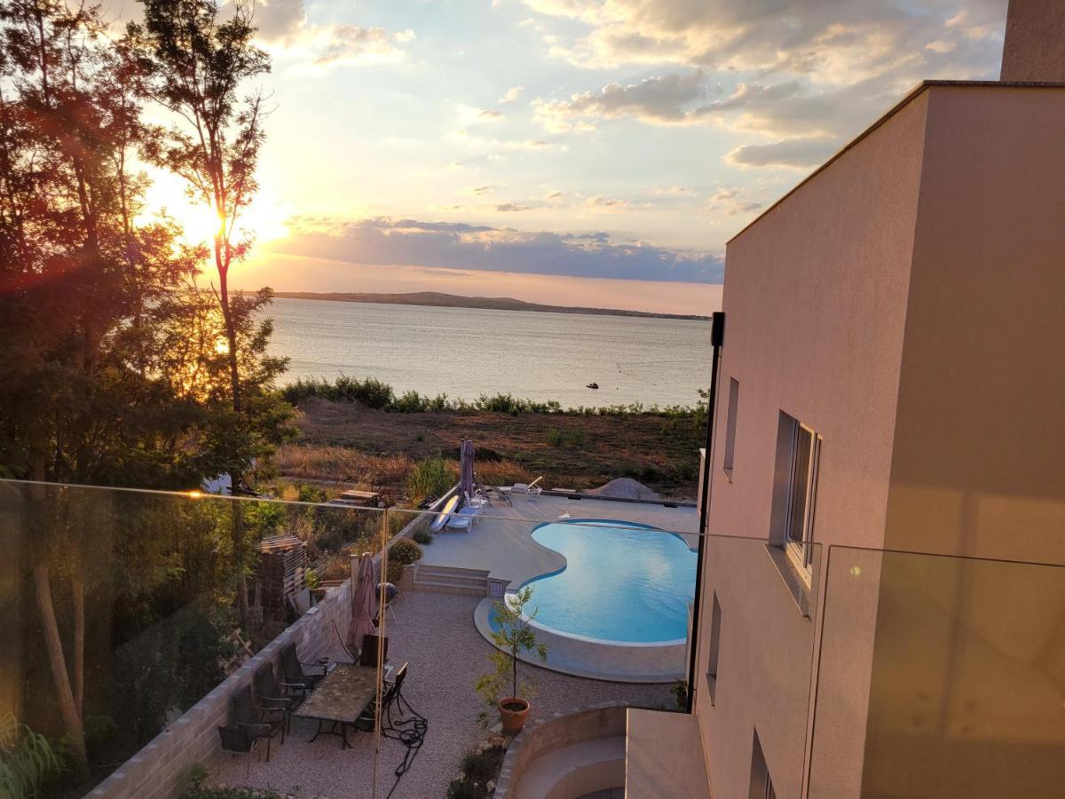 Aparthotel Dalmacija Privlaka  Buitenkant foto