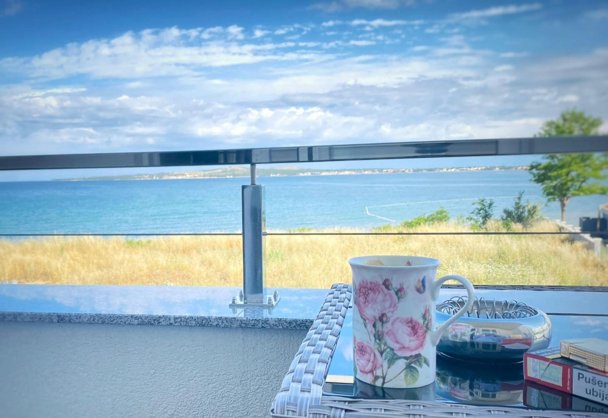 Aparthotel Dalmacija Privlaka  Buitenkant foto